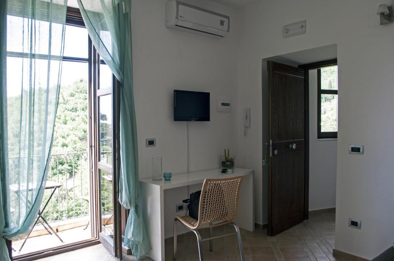 Residence Zelzar Vietri Rum bild